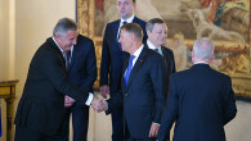 Preşedintele Iohannis, la dineul de gală oferit în onoarea şefilor de stat şi de guvern care participă la Summitul NATO. Foto: presidency.ro | Poza 2 din 9