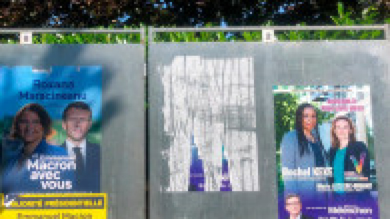 Afișe din campania electorală cu Roxana Mărăcineanu și Rachel Keke Foto: Profimedia Images | Poza 10 din 21