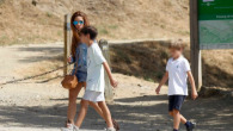 Shakira și cei doi copii, în excursie, lângă Barcelona FOTO: Profimedia Images | Poza 9 din 52
