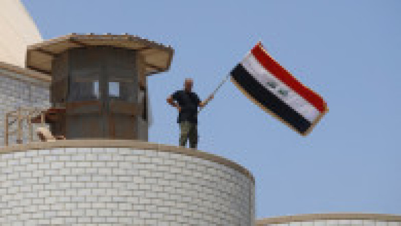 Mii de susţinători ai liderului şiit Moqtada al-Sadr au pătruns din nou sâmbătă în „zona verde” ultrasecurizată din Bagdad pentru a doua oară într-o săptămână. Foto-Profimedia | Poza 11 din 20