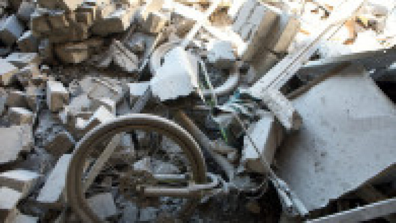 O bicicletă a fost distrusă de atacurile rușilor la Harkov. Foto: Profimedia Images | Poza 7 din 11