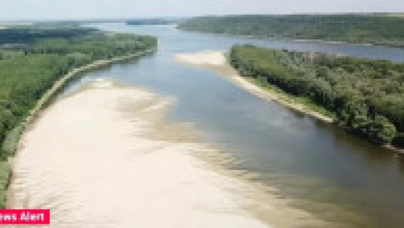 Efectele secetei: Navigația pe Dunăre, pusă în pericol Foto: captură video Digi24 | Poza 2 din 17
