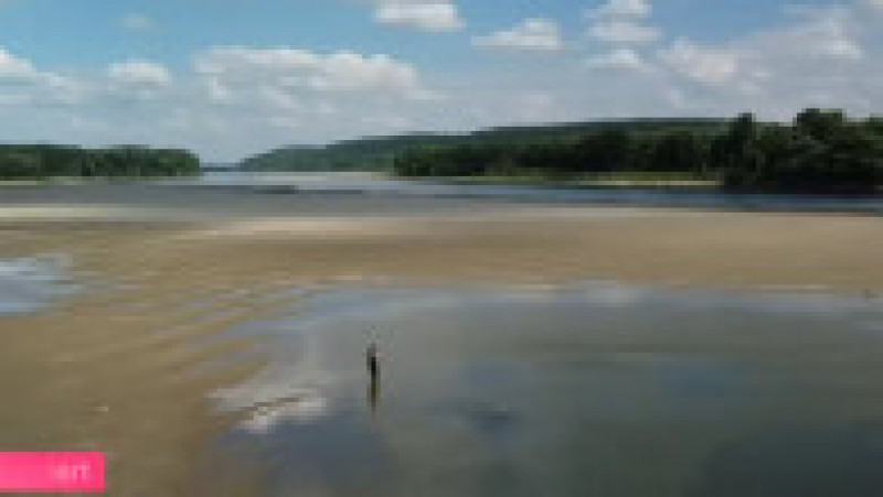 Nivelul Dunării a scăzut periculos de mult Foto: captură video Digi24 | Poza 5 din 17
