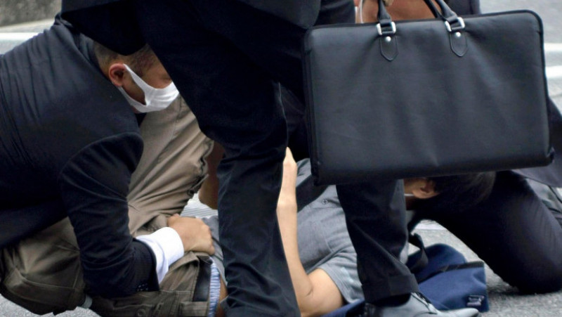 Yamagami Tetsuya, presupusul atacator al fostului premier japonez Shinzo Abe, în momentul arestării. Foto: Profimedia