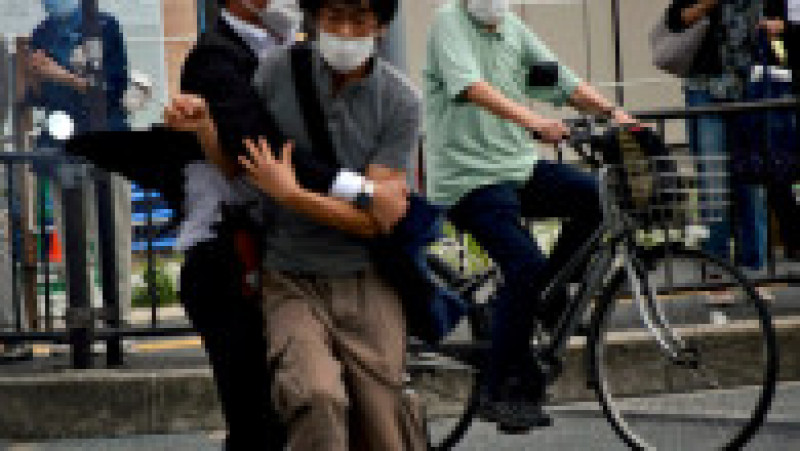 Yamagami Tetsuya, presupusul atacator al fostului premier japonez Shinzo Abe, în momentul arestării. Foto: Profimedia | Poza 9 din 9