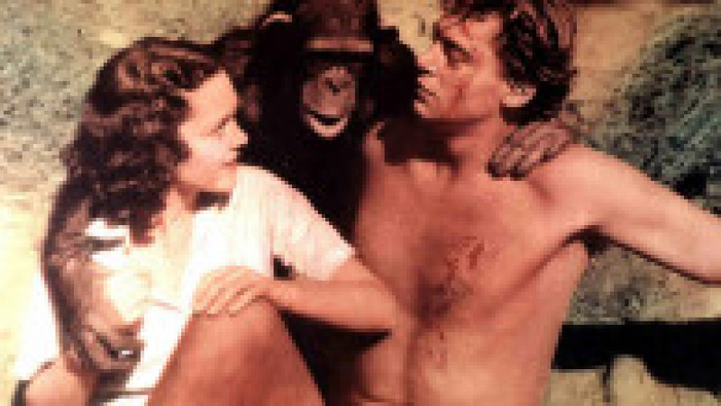 Tarzan (Johnny Weissmuller) și Jane (Maureen O