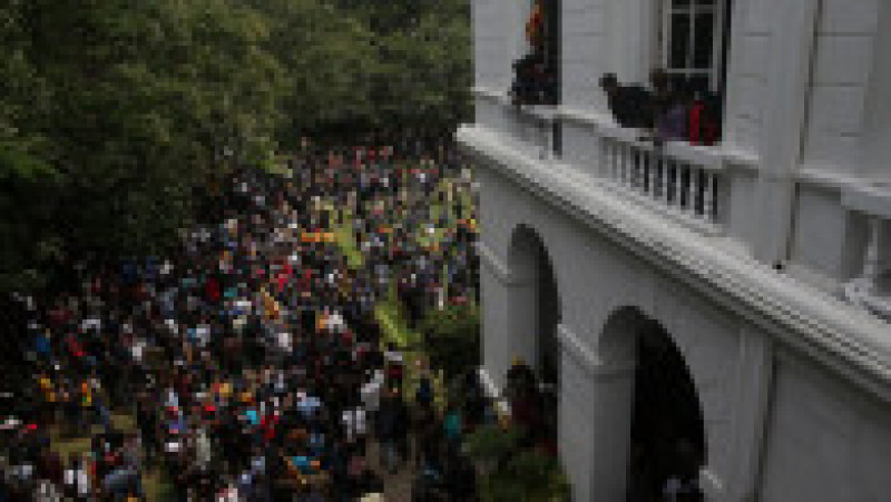 Protestatarii ocupă încă birourile președintelui și premierului. Foto: Profimedia Images | Poza 6 din 18