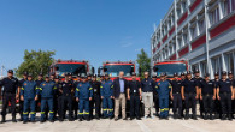 Pompierii români și bulgari au fost detașați în Grecia, pentru a ajuta la stingerea incendiilor de vegetație. Foto: Profimedia | Poza 4 din 8