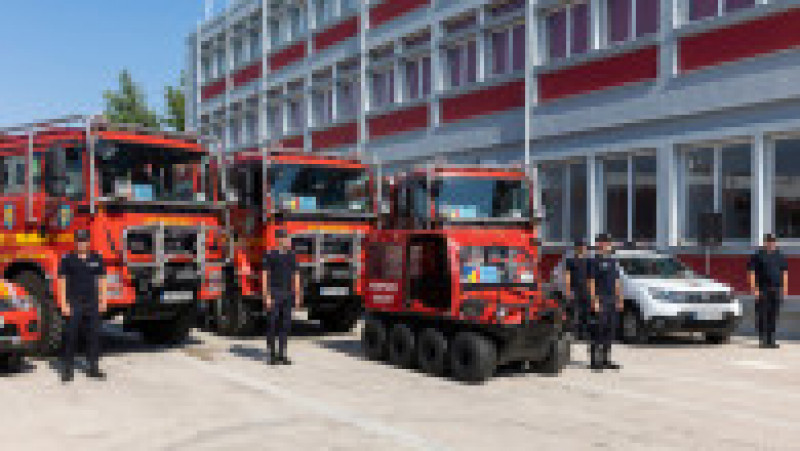 Pompierii români au opt vehicule de intervenție. Foto: Profimedia | Poza 6 din 8
