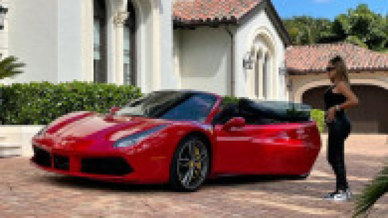Larsa Pippen și-a cumpărat un Ferrari de 320.000 de dolari. Foto: Profimedia | Poza 11 din 46