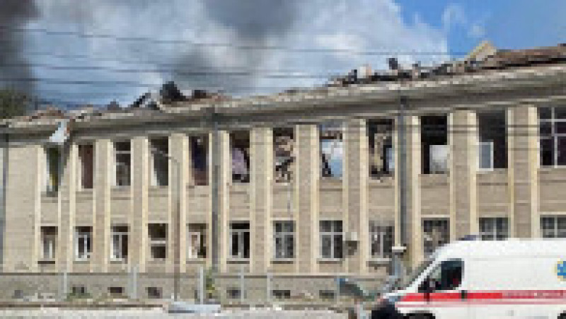 Zeci de morți și răniți după un bombardament rusesc cu rachete Kalibr în Vinița. Foto: Profimedia Images | Poza 14 din 23