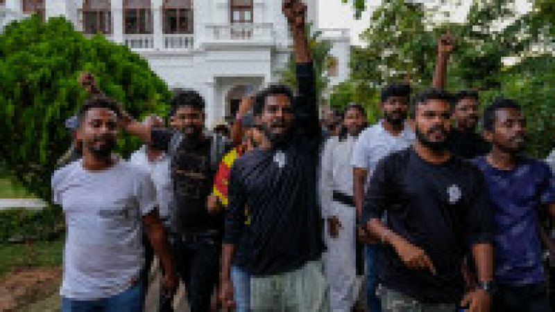 Protestatarii au intrat și în palatul prim-ministrului din Sri Lanka. Foto: Profimedia Images | Poza 4 din 31