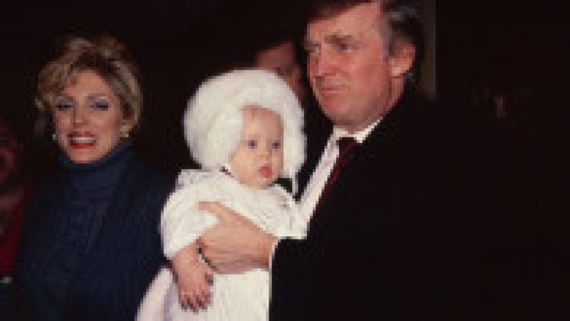 Marla Maples și Donald Trump împreună cu fiica lor, Tiffany, în martie 1994 Foto: Profimedia Images | Poza 20 din 57