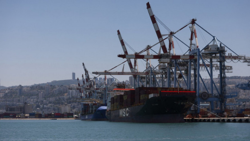 Portul Haifa operează de sute de ani. Astăzi este principalul port de apă adâncă din Israel și aproape jumătate din traficul de mărfuri local a trecut prin Haifa în 2021. Sursa foto: Profimedia Images