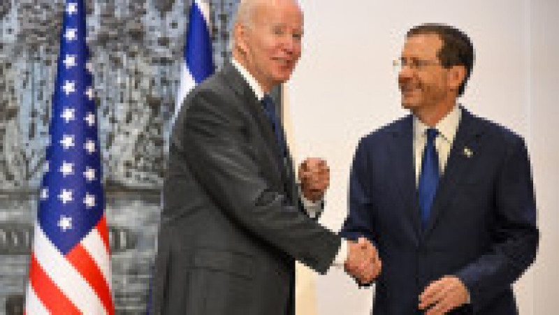 Joe Biden strânge mâna cu Isaac Herzog, președintele Israelului.: Profimedia | Poza 5 din 11