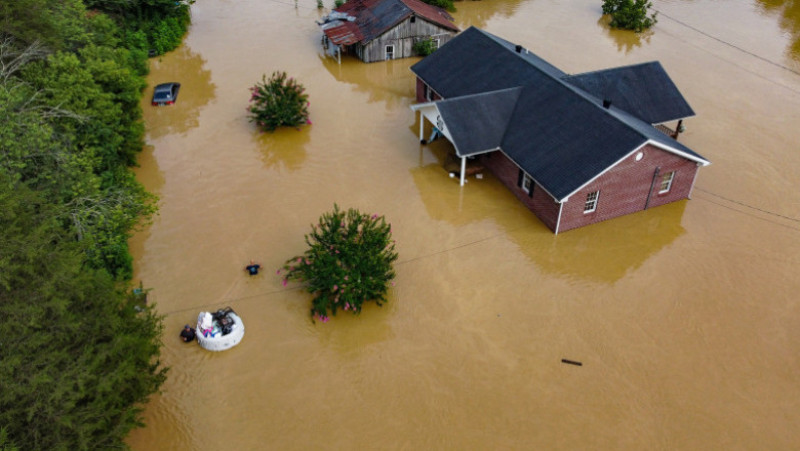 Sunt inundații devastatoare în statul american Kentucky în urma ploilor torențiale. FOTO: Profimedia Images