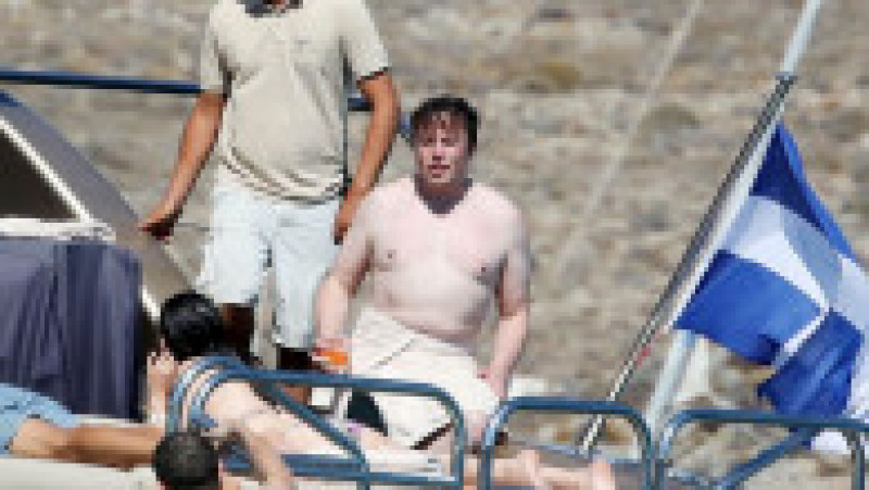 Elon Musk a apărut la bustul gol în Mykonos FOTO: Profimedia Images | Poza 2 din 16