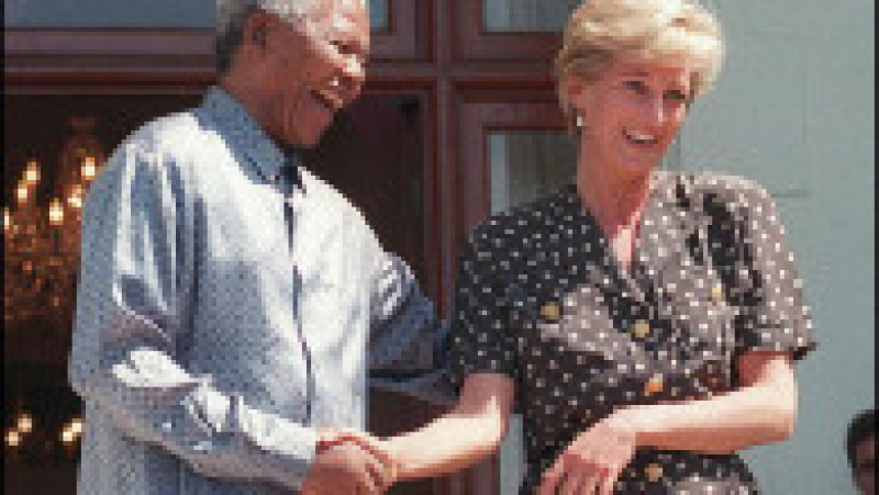 Prințesa Diana și Nelson Mandela. Foto: Profimedia Images | Poza 15 din 27
