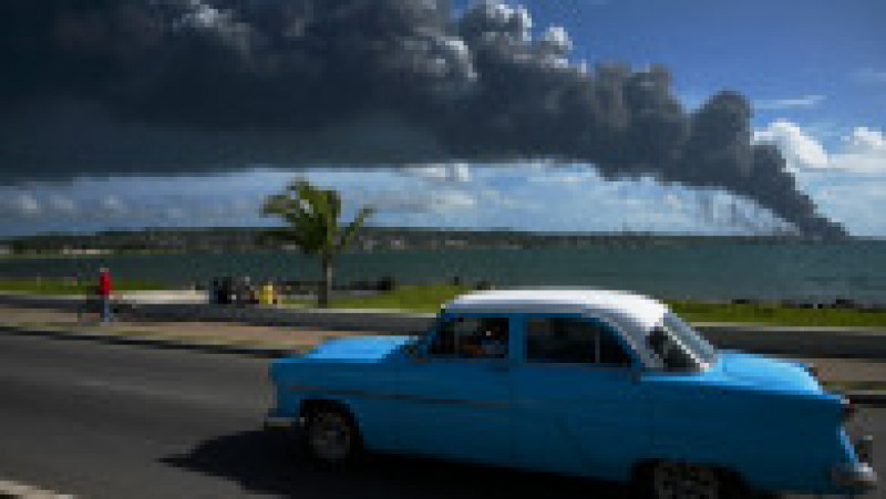 Zeci de persoane au fost evacuate în urma uriașului incendiu din Matanzas, Cuba Foto: Profimedia Images | Poza 9 din 11