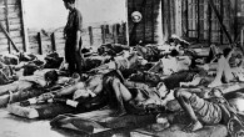 Pe 6 august 1945 avionul american Enola Gay a lansat bomba nucleară "Little boy" asupra orașului japonez Hiroshima. Trei zile mai târziu, bomba "Fat Man" a fost lansată asupra orașului Nagasaki, ducând la încheierea celui de-Al Doilea Război Mondial. Sursa foto: Profimedia Images | Poza 16 din 24