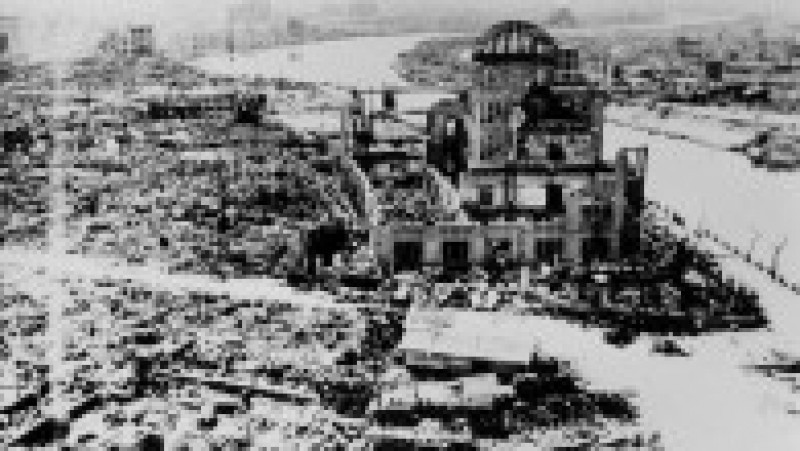 Pe 6 august 1945 avionul american Enola Gay a lansat bomba nucleară "Little boy" asupra orașului japonez Hiroshima. Trei zile mai târziu, bomba "Fat Man" a fost lansată asupra orașului Nagasaki, ducând la încheierea celui de-Al Doilea Război Mondial. Sursa foto: Profimedia Images | Poza 20 din 41