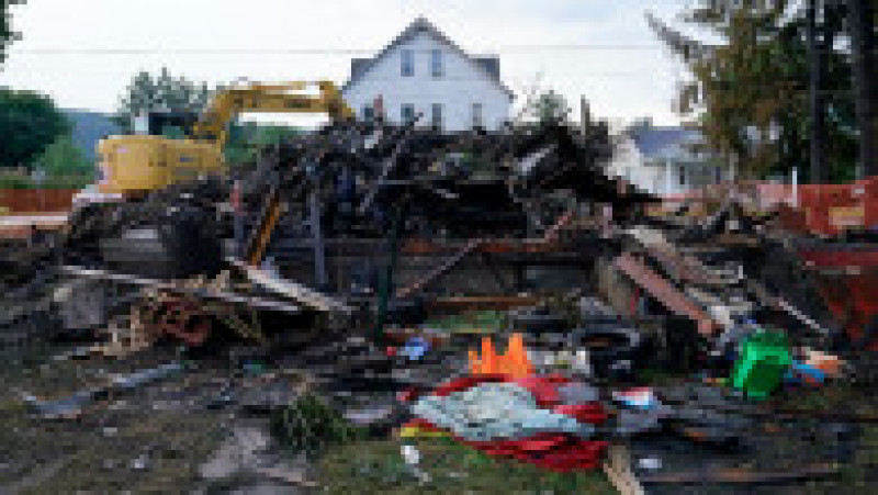 10 persoane au murit după ce o casă a ars în Nescopeck, Pennsylvania Foto: Profimedia Images | Poza 4 din 7