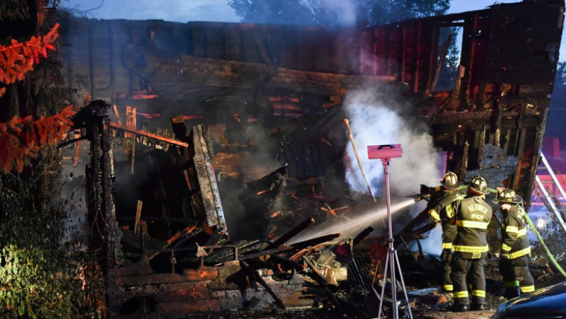 10 persoane au murit după ce o casă a ars în Nescopeck, Pennsylvania Foto: Profimedia Images