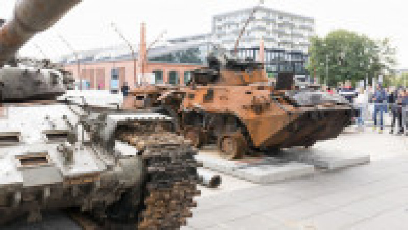 Autoritățile de la Berlin nu doresc ca tancurile și echipamentele militare rusești distruse de armata ucraineană să fie expuse în fața ambasadei Rusiei. FOTO: Profimedia Images | Poza 7 din 15