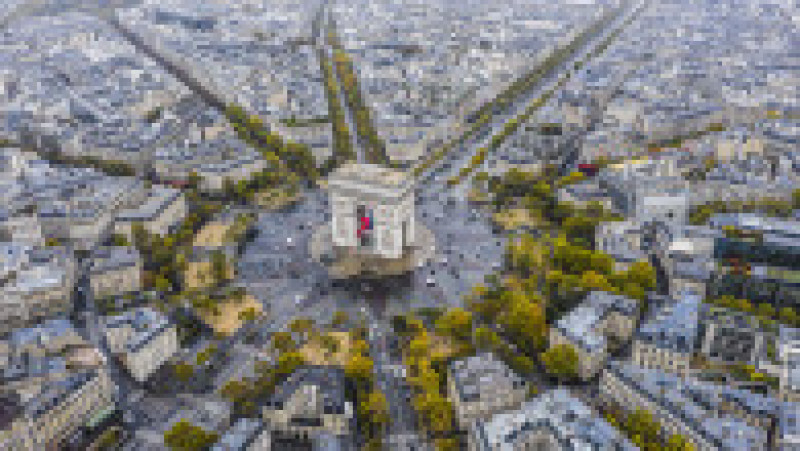 Arcul de Triumf din Paris FOTO: Getty Images | Poza 12 din 13