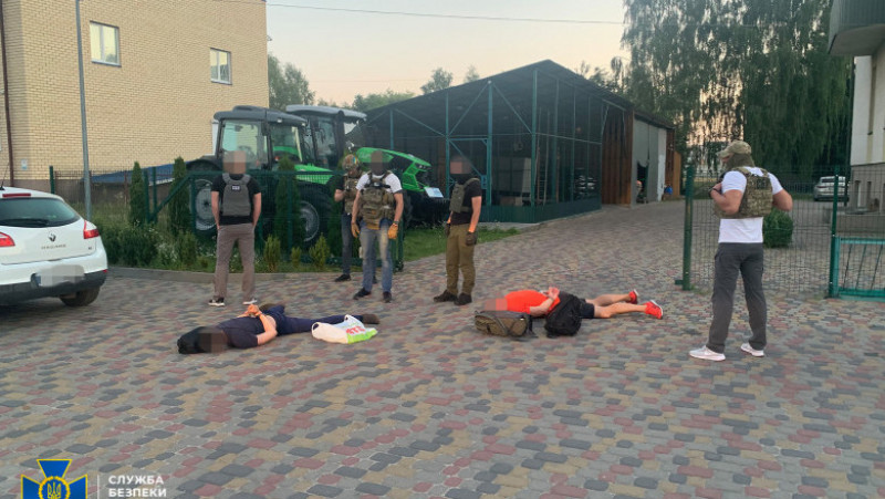 SBU a arestat un grup de asasini care ar fi primit sute de mii de dolari pentru uciderea unor înalți oficiali ucraineni. Foto: ssu.gov.ua