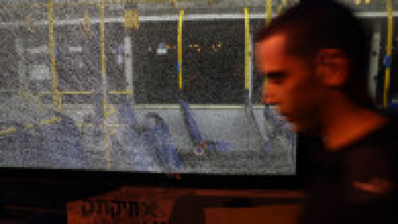 Şapte oameni au fost răniți într-un atac armat asupra unui autobuz, comis în centrul Ierusalimului. Foto: Profimedia | Poza 2 din 9
