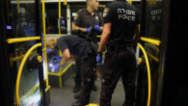 Şapte oameni au fost răniți într-un atac armat asupra unui autobuz, comis în centrul Ierusalimului. Foto: Profimedia | Poza 3 din 9