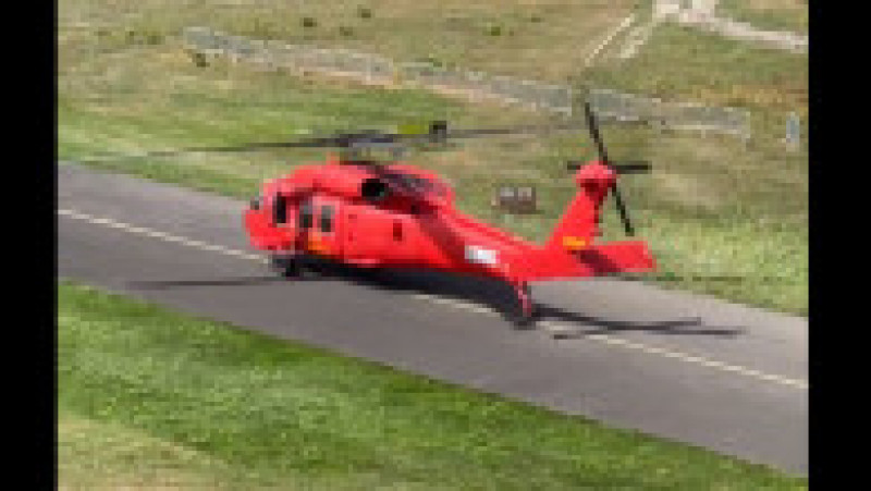 Primul elicopter Black Hawk cumpărat de România pentru intervenții în situații de urgență. | Poza 7 din 20