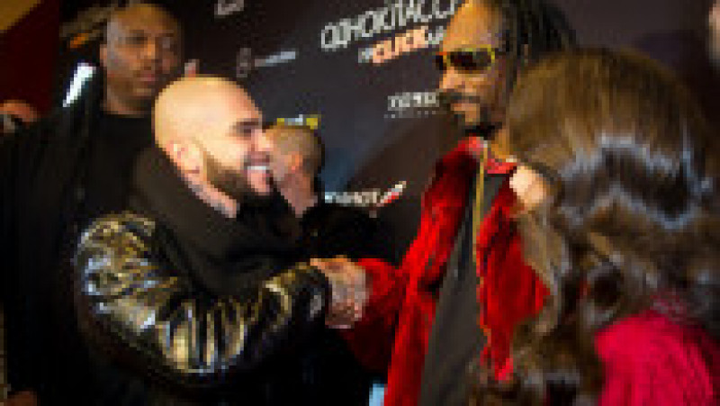Timati și Snoop Dogg, la premiera filmului „Odnoklassniki.ru: NaCLICKay Udachu”. Foto: Profimedia Images | Poza 2 din 14