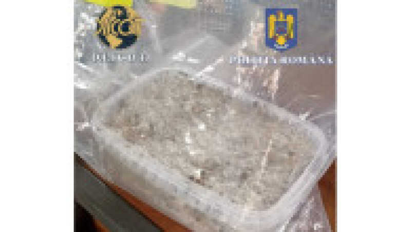 Polițiștii au găsit cocaină, ciuperci halucinogene și cannabis în corturile și mașinile unor participanți la un festival din Harghita. FOTO: Poliția Română | Poza 6 din 7