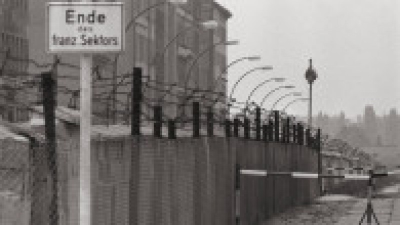 
Pe 13 august 1961 a început construcția Zidului Berlinului, care a împărțit capitala Germaniei în două vreme de zeci de ani. Sursa foto: Profimedia Images | Poza 6 din 38