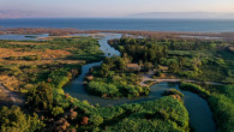 Unul dintre motivele pentru care locul Betsaidei a rămas necunoscut pentru o perioadă atât de lungă de timp este faptul că se află lângă Marea Galileei, un lac interior al cărui volum de apă fluctuează. În 2020, ploile abundente au inundat situl arheologic de la el-Araj. Foto: Profimedia Images | Poza 2 din 8