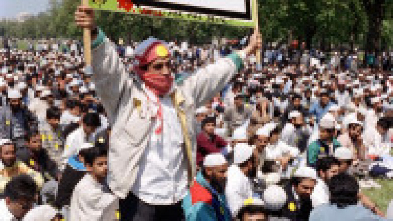 Mai 1989, Londra. Protestatarii cheamă la uciderea lui Salman Rushdie Foto: Profimedia Images | Poza 9 din 18