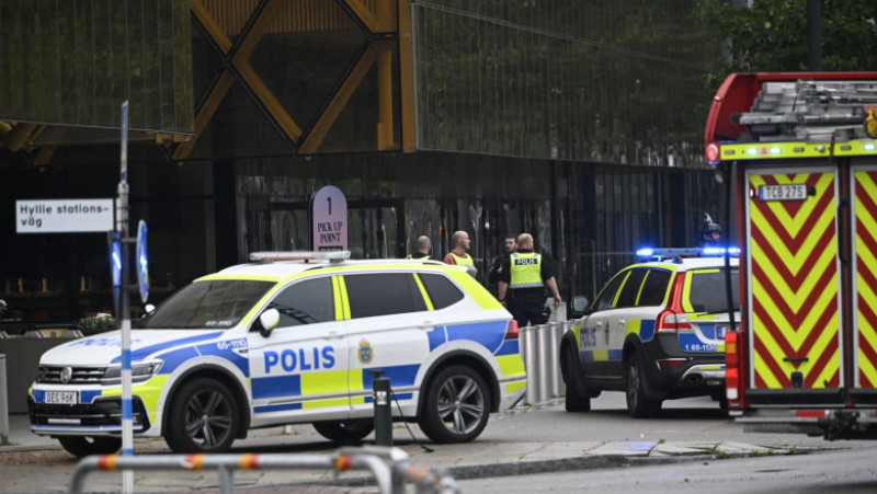 O persoană a fost ucisă și alta rănită într-un atac armat la un centru comercial din Malmo. Foto-Profimedia