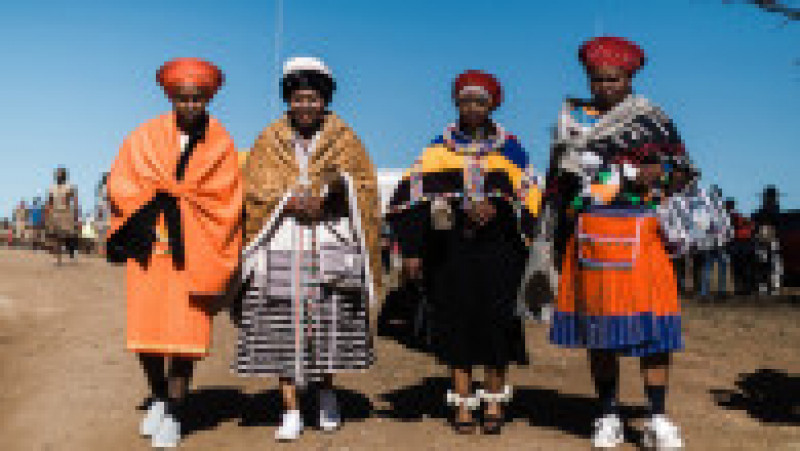 Încoronarea noului rege Zulu este celebrată cu ceremonii și dansuri exotice Foto: Profimedia Images | Poza 19 din 35