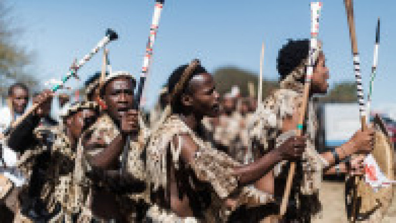 Încoronarea noului rege Zulu este celebrată cu ceremonii și dansuri exotice Foto: Profimedia Images | Poza 8 din 35