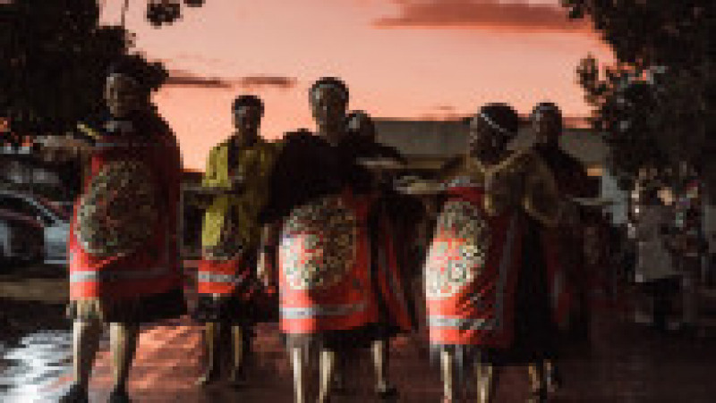 Încoronarea noului rege Zulu este celebrată cu ceremonii și dansuri exotice Foto: Profimedia Images | Poza 30 din 35