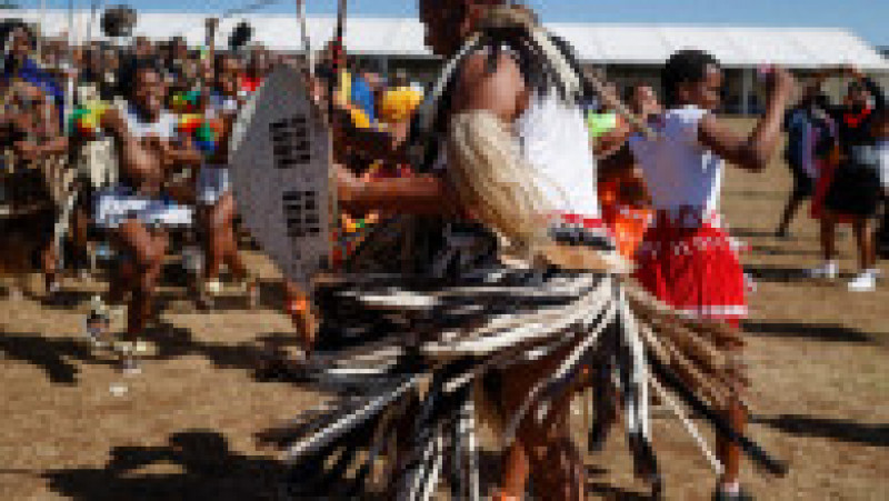 Încoronarea noului rege Zulu este celebrată cu ceremonii și dansuri exotice Foto: Profimedia Images | Poza 6 din 35