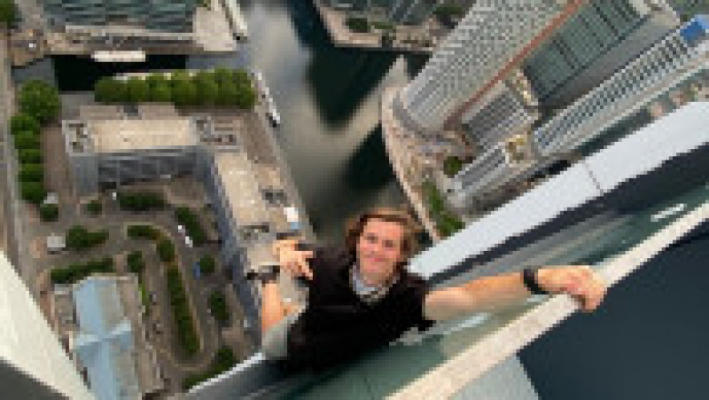 Adam Lockwood, pe acoperișul clădirii The Madison, Londra. Foto: Profimedia Images | Poza 2 din 10