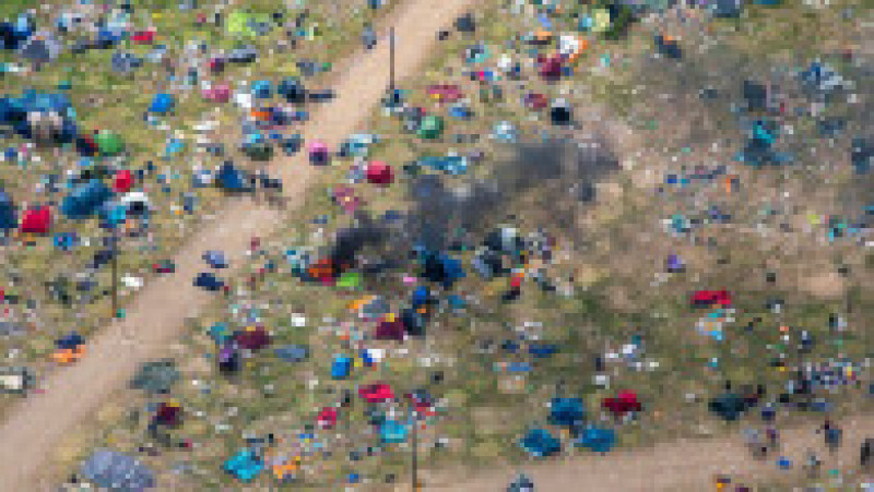 Imagini surprinse din dronă cu dezastrul lăsat în urmă de spectatori la Festivalul Reading din Anglia FOTO: Profimedia Images | Poza 18 din 33