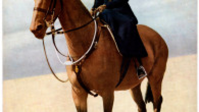 Regina Elisabeta a II-a a cultivat o iubire pentru cai în copilărie, pasiunea a crescut în fiecare an și s-a stins doar odată cu dispariția suveranei. Foto: Profimedia Images | Poza 8 din 27