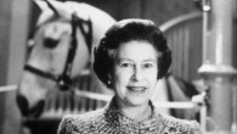 Regina Elisabeta a II-a a cultivat o iubire pentru cai în copilărie, pasiunea a crescut în fiecare an și s-a stins doar odată cu dispariția suveranei. Foto: Profimedia Images | Poza 15 din 27