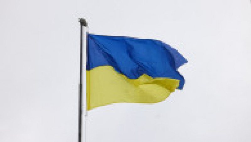 Volodimir Zelenski a ridicat steagul Ucrainei la Izium, oraș eliberat în weekend. FOTO: Facebook | Poza 8 din 9