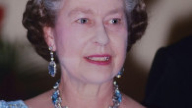 Regina Elisabeta a II-a a avut una dintre cele mai mari și mai valoroase colecții de coroane, diademe și tiare din lume. Foto: Profimedia | Poza 14 din 18