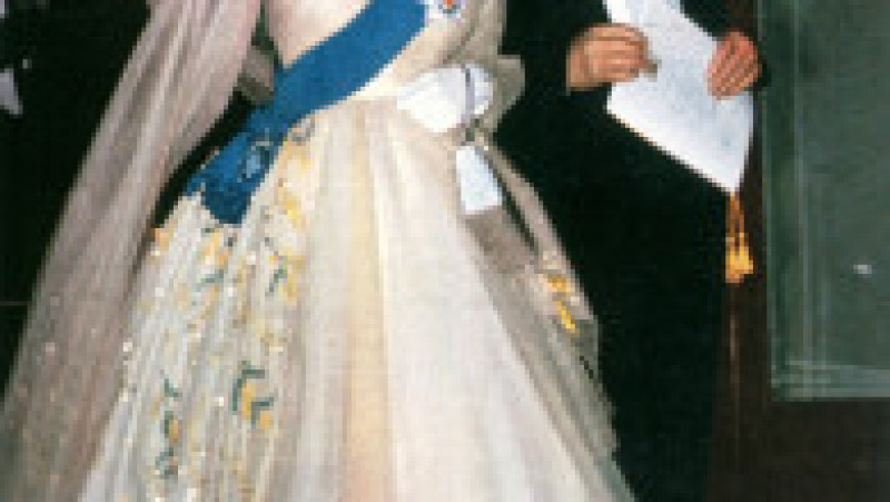 Regina Elisabeta a II-a a avut una dintre cele mai mari și mai valoroase colecții de coroane, diademe și tiare din lume. Foto: Profimedia | Poza 15 din 18